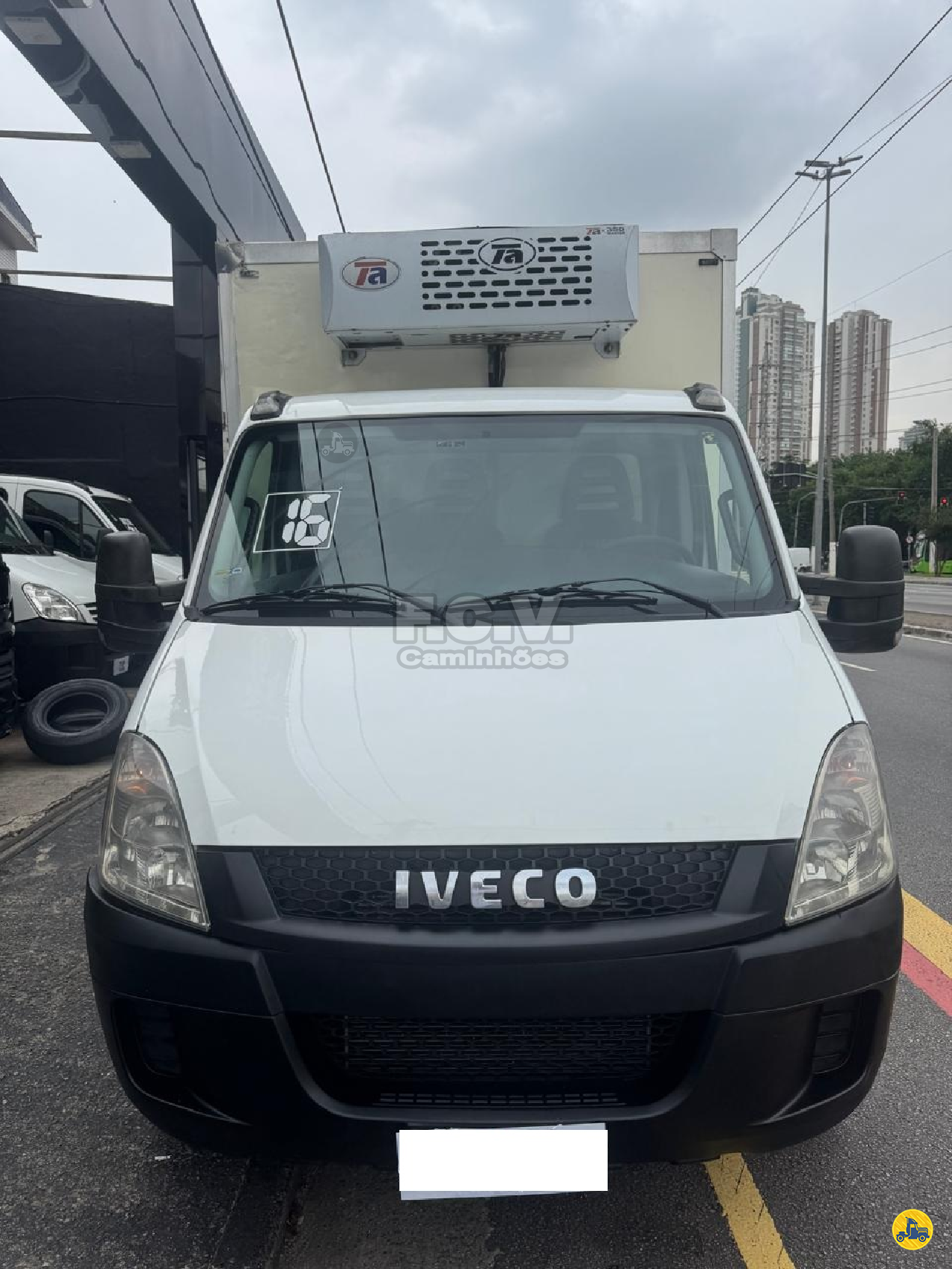 CAMINHAO IVECO DAILY 35s14 Baú Frigorífico 3/4 4x2 FCV Caminhões SAO PAULO SÃO PAULO SP